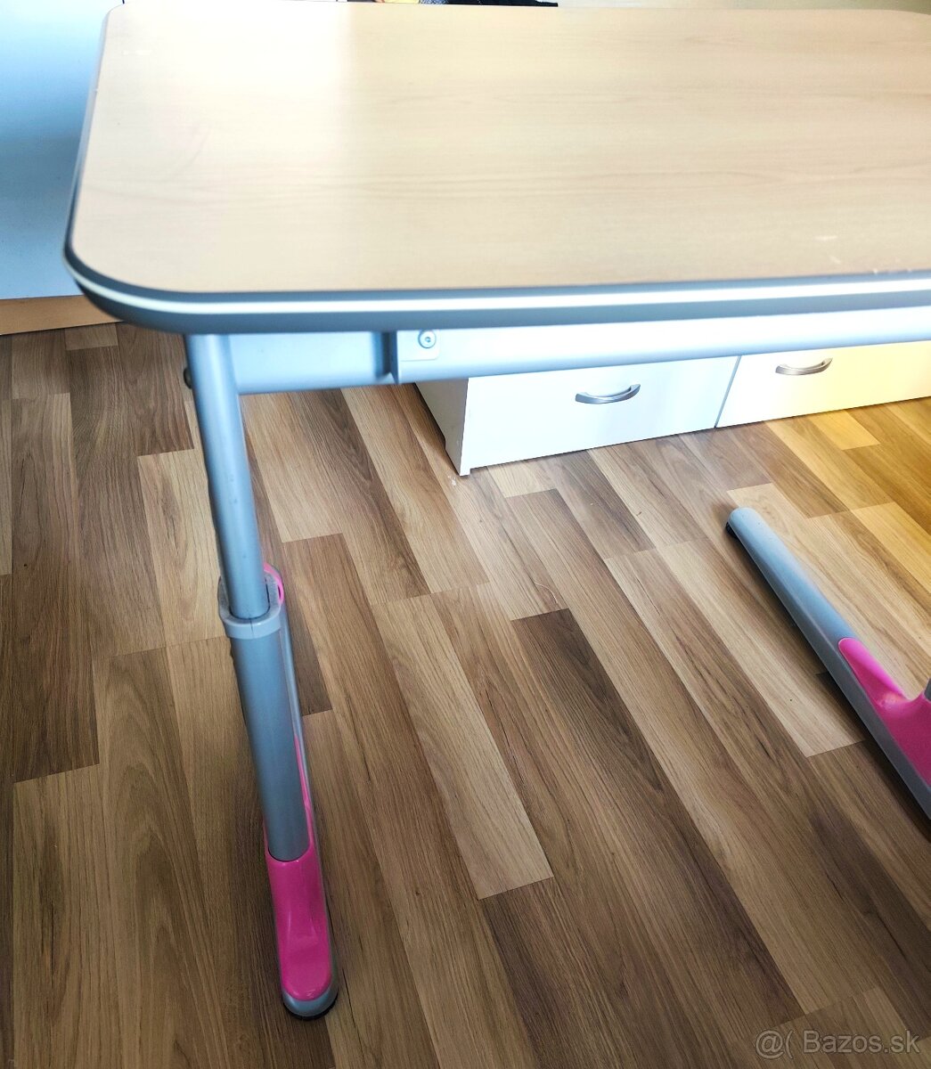 NASTAVITEĽNÝ RASTÚCI STôL AKO NOVÝ MAYER JUNIOR - 8