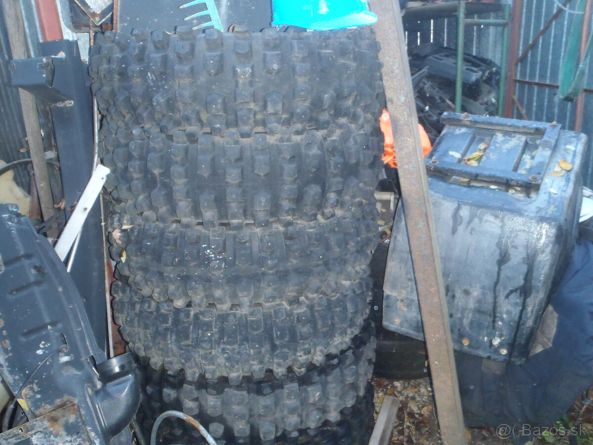 Toyota Land Cruiser typ 73, r.v. 1995, 3L - 8