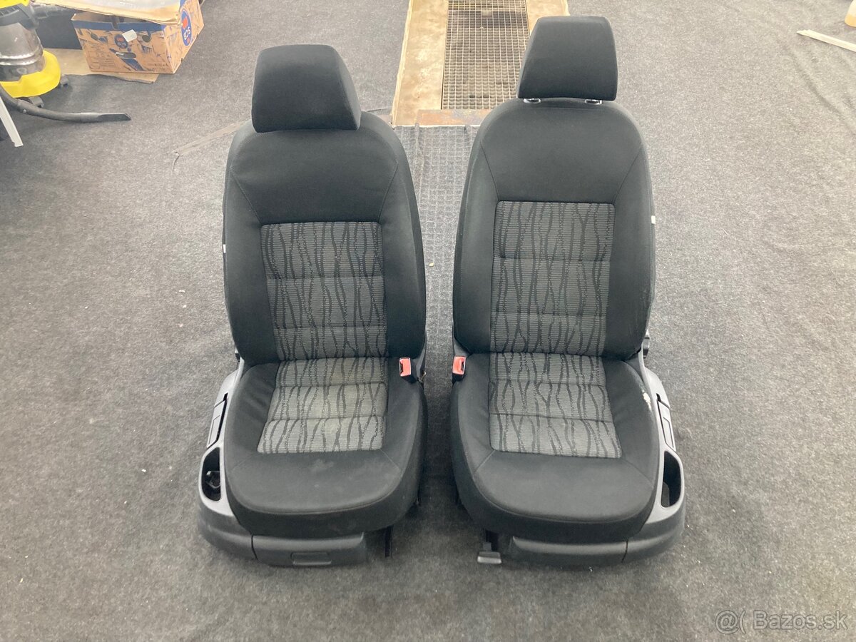 Interiér škoda Octavia 2fl - 8