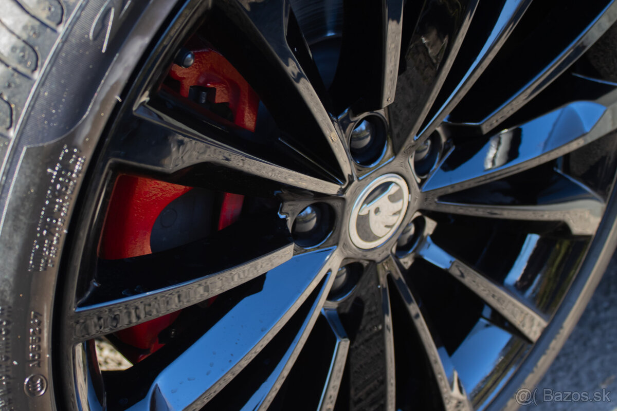 Škoda Superb Combi 2.0 TSI 4x4 L&K benzín - 8