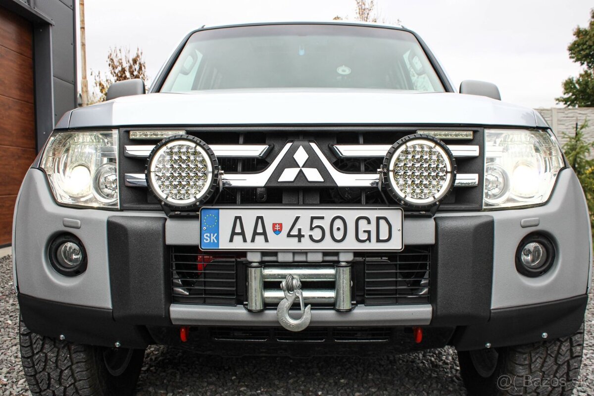 Mitsubishi Pajero 3.2DI-D LWB A/T KOMPLETNA REKONSTRUKCIA - 8