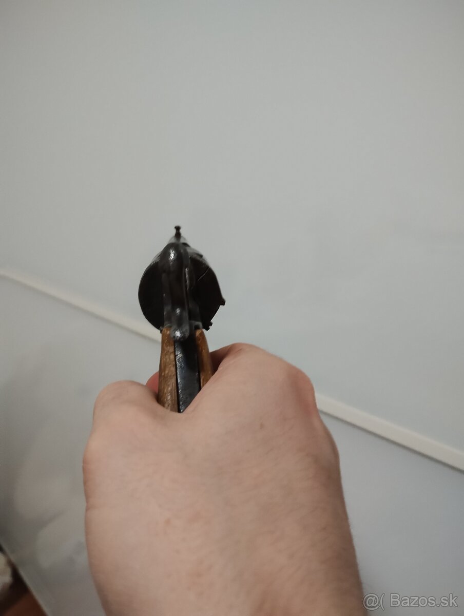 Starožitný malý historický revolver LEFAUCHEUX z roku 1870 - 8