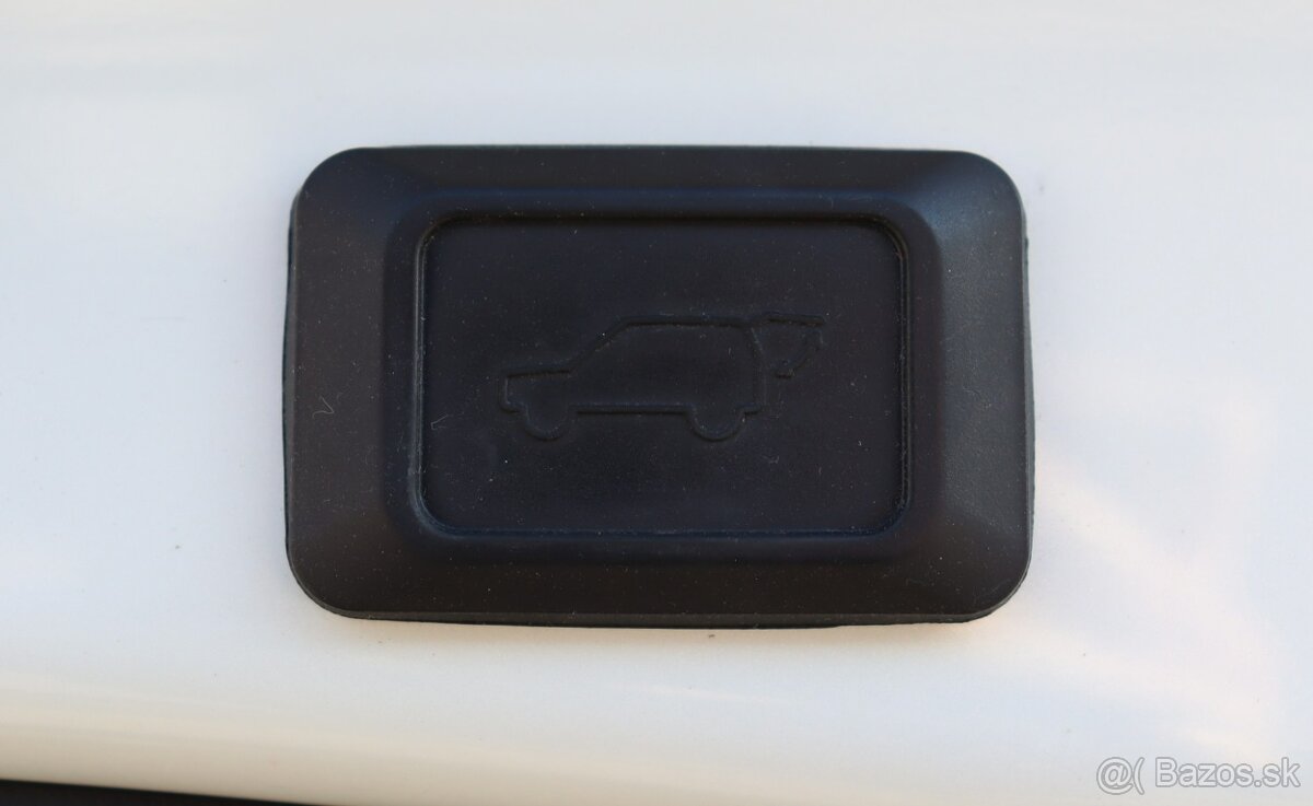 Toyota RAV4 2.5 Hybrid e-CVT AWD - 8