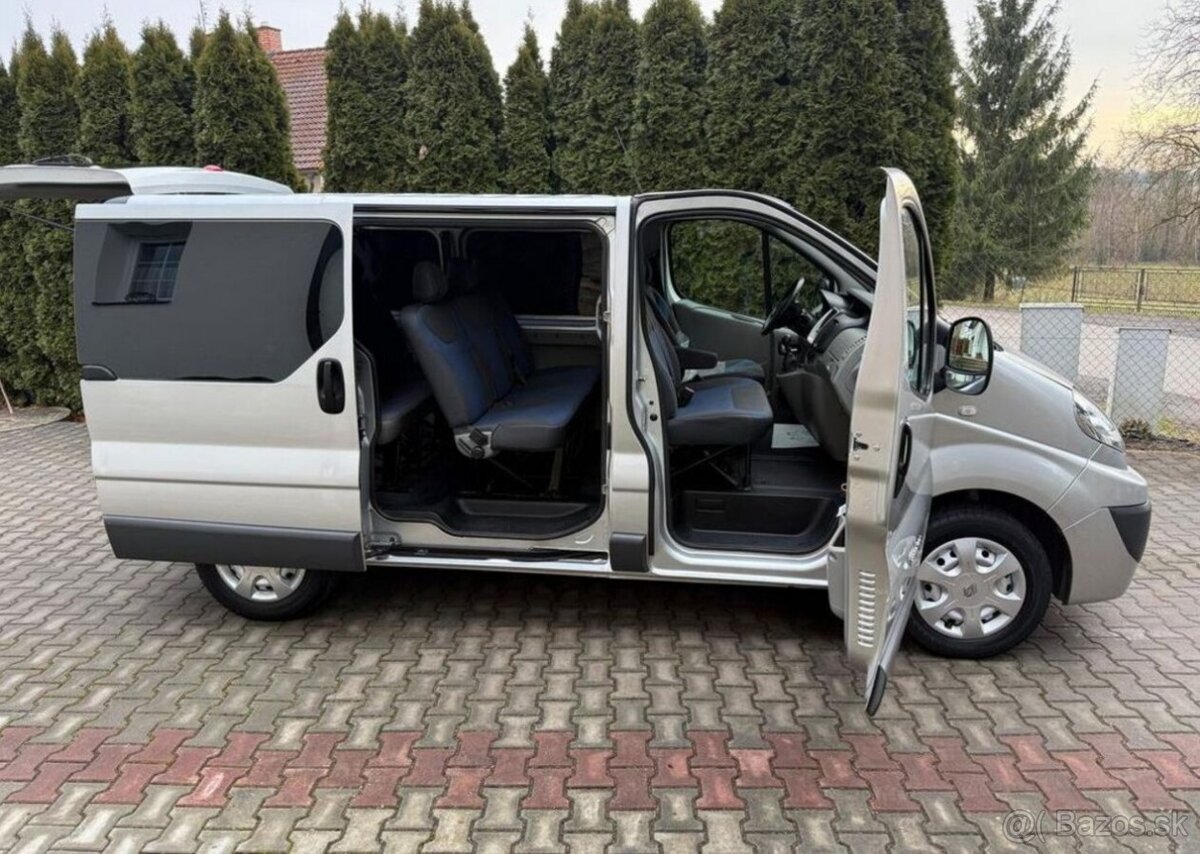 Renault Trafic 2,0DCi 9 Míst pravidel.servis nafta manuál - 8