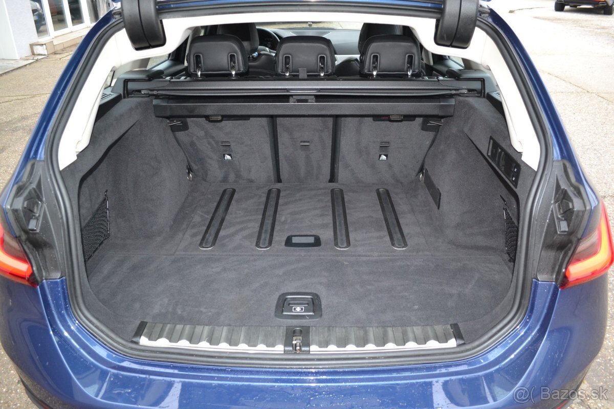 BMW Rad 3 Touring 330d X-Drive HEV - 8