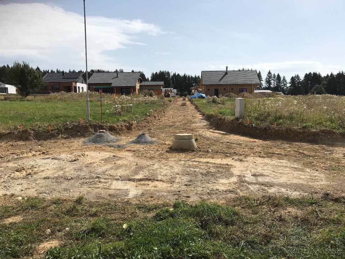 Velky stavebny pozemok Jamnik 1027m2 - 8