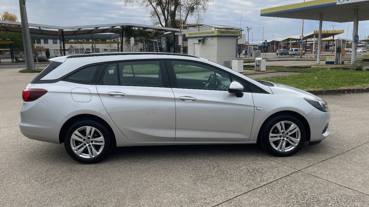 Opel Astra Caravan 1.5 CDTi 77kW M6 - 8