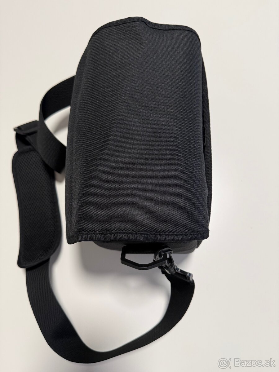 Canon EOS 2000D + 18-55mm IS II Value Up Kit - 8