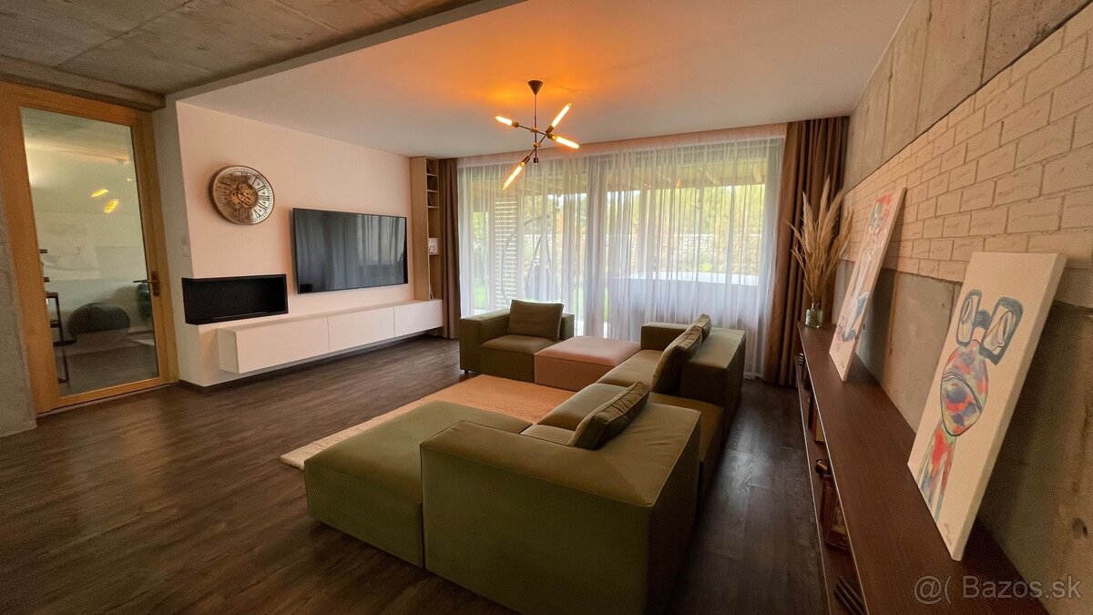 Rodinný dom Malá Ida (nová časť Pánsky les) - 8