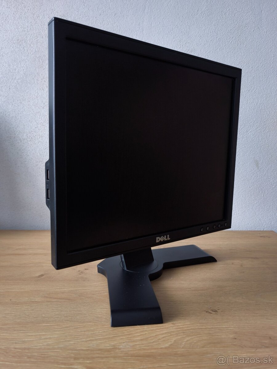 Retro dvojmonitorové kombo - 8