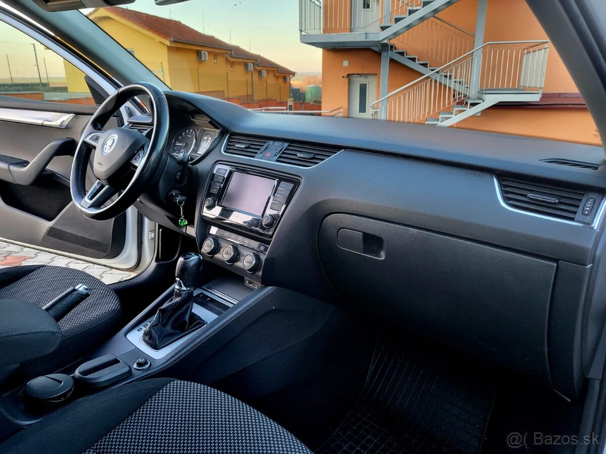 Škoda Octavia 1.6TDI DSG - 8