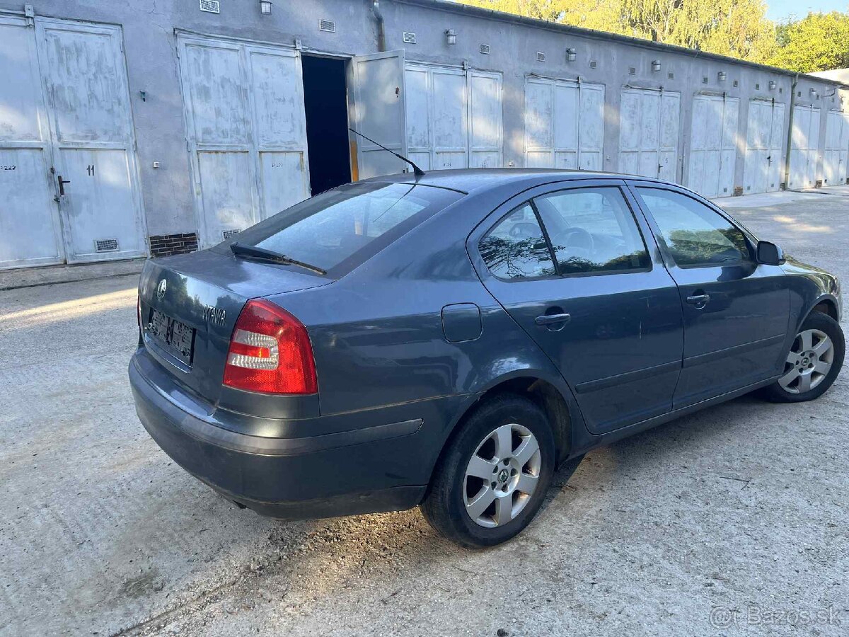 Rozpredame Skoda octavia 2.0fsi blr - 8