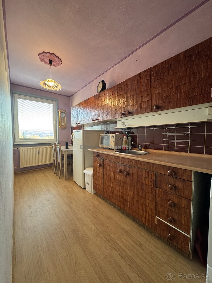 REZERVOVANÉ | NAJLACNEJŠÍ 3 IZBOVÝ BYT NA SÍDLISKU ŤAHANOVCE - 8