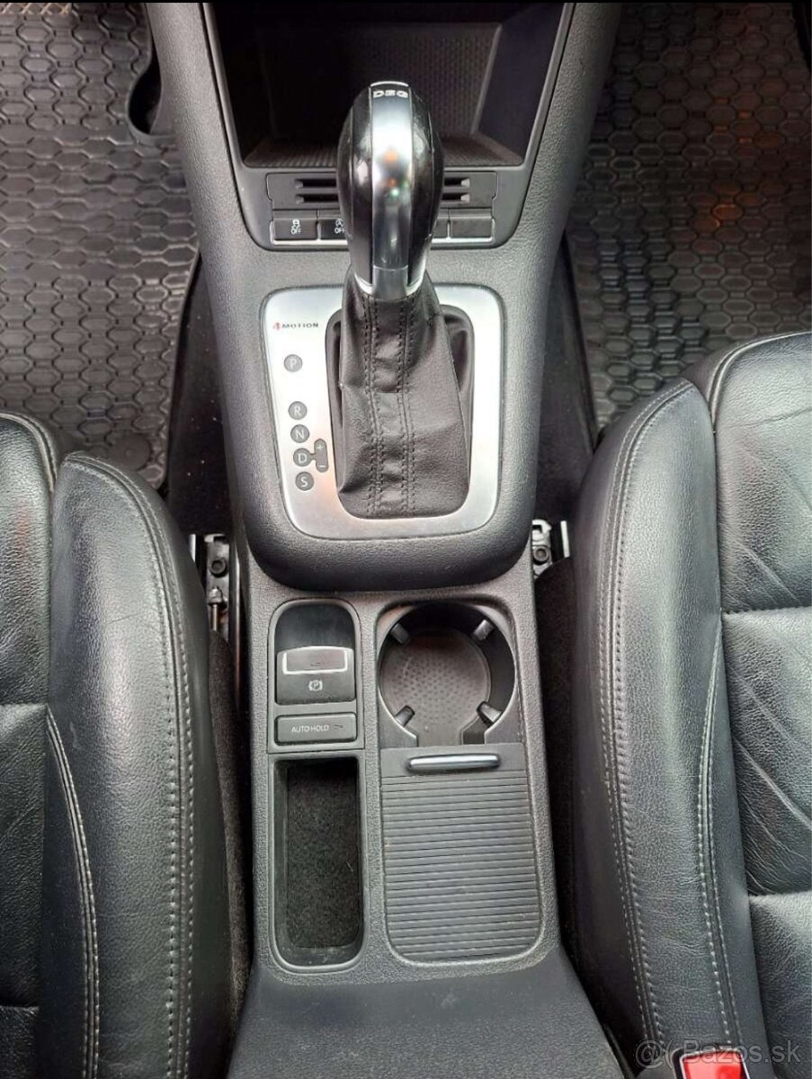 VW Tiguan 2,0 TDI BMT DSG 4Motion Sport&Style - 8