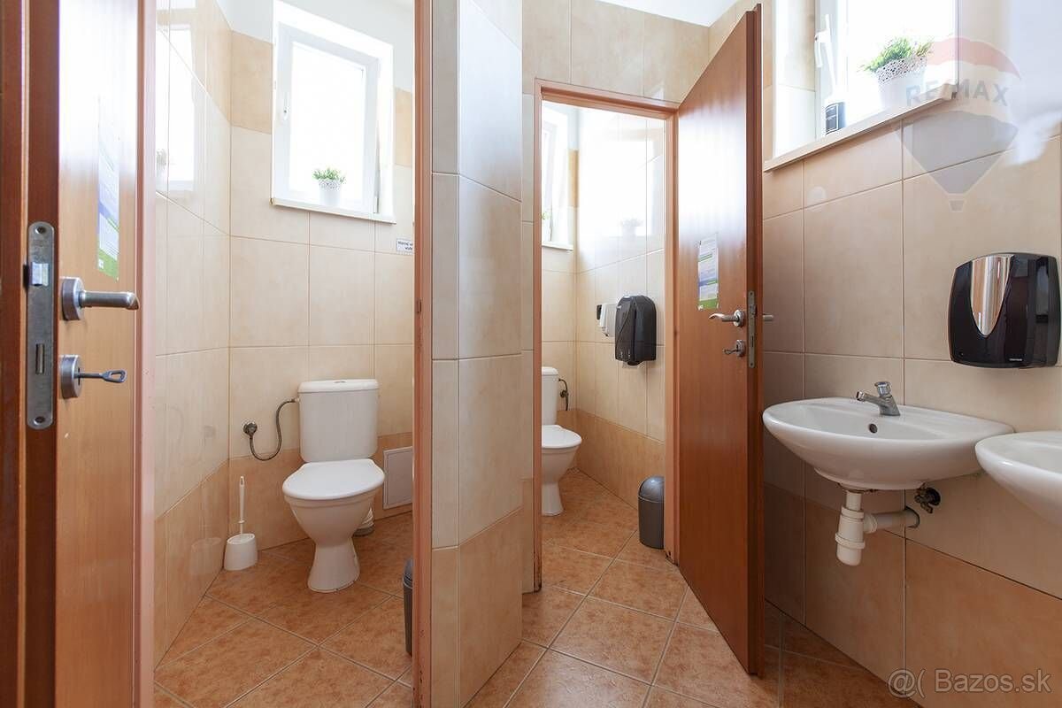 Na prenájom kaviareň v centre mesta Malacky - 8