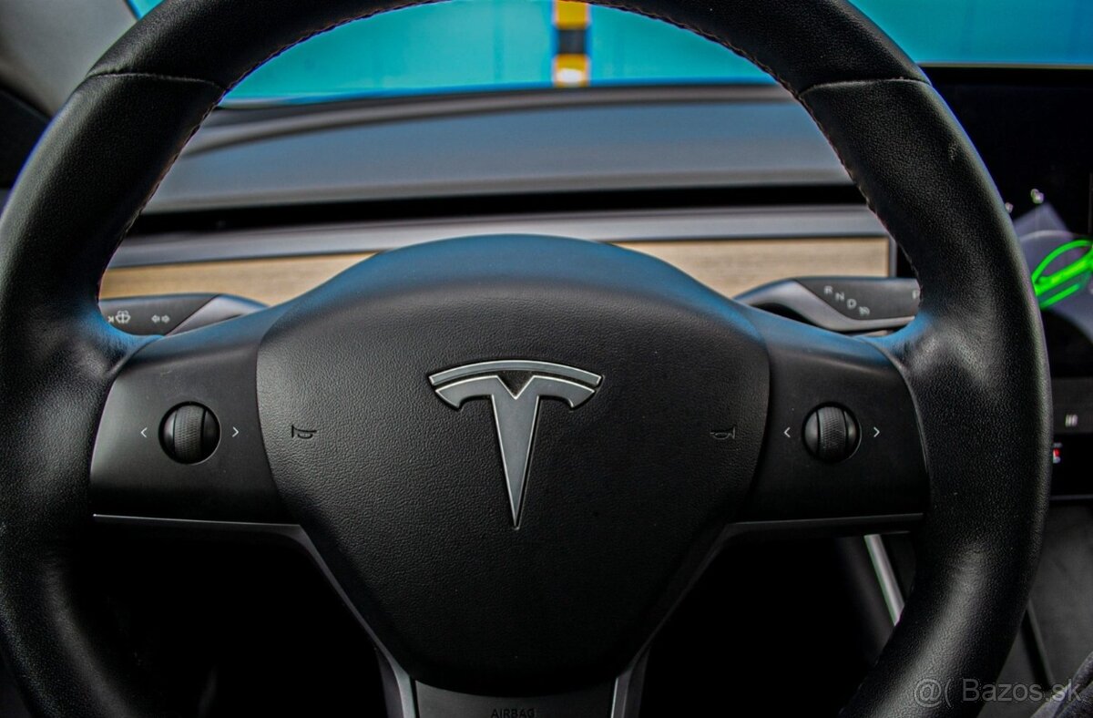 Tesla Model 3 Long-Range Dual Motor AWD - 8