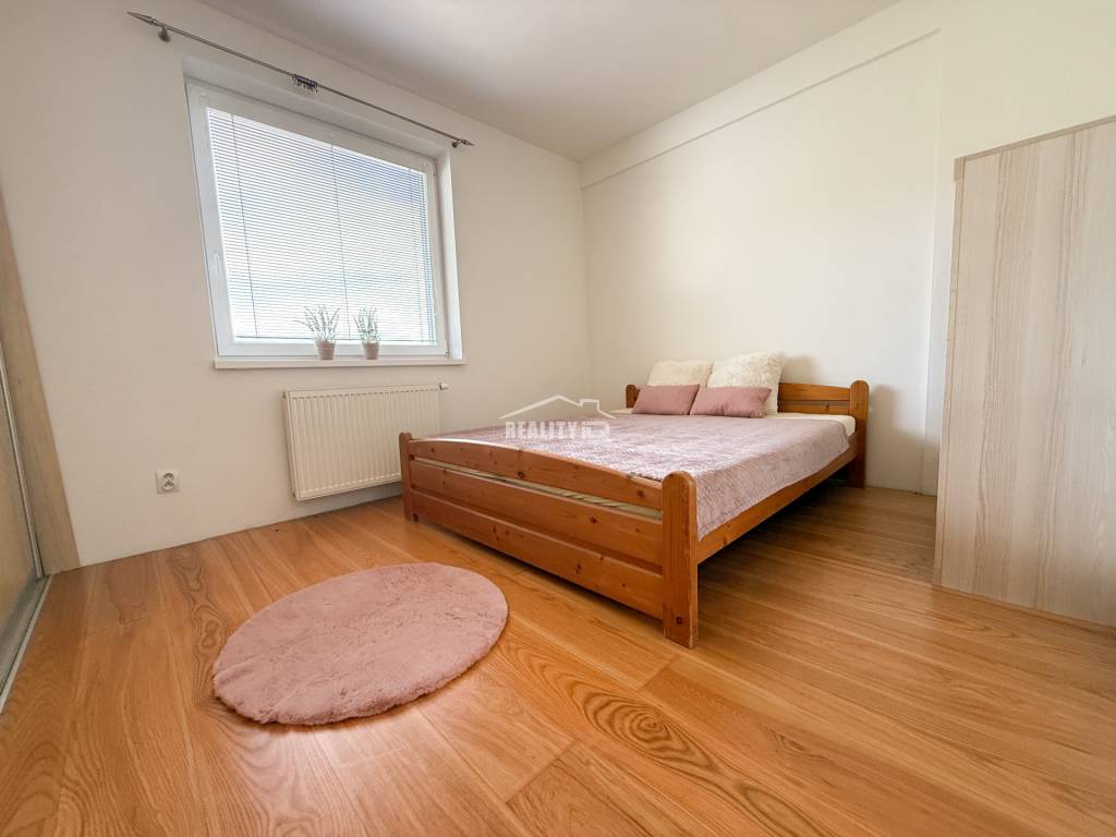 Exkluzívne na predaj priestranný 2-izbový byt, Žilina ul. Kv - 8