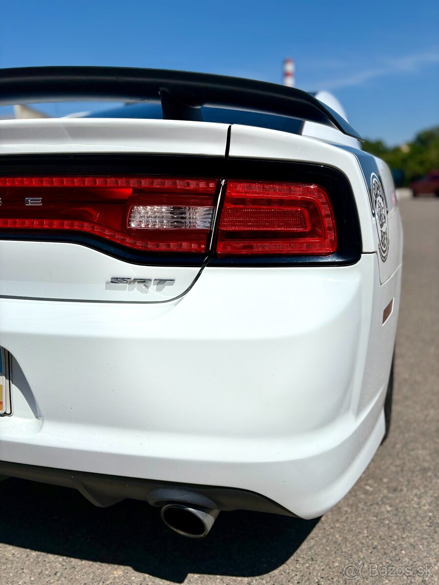 2014 Dodge Charger SRT Superbee | 392 HEMI | 470 koní - 8