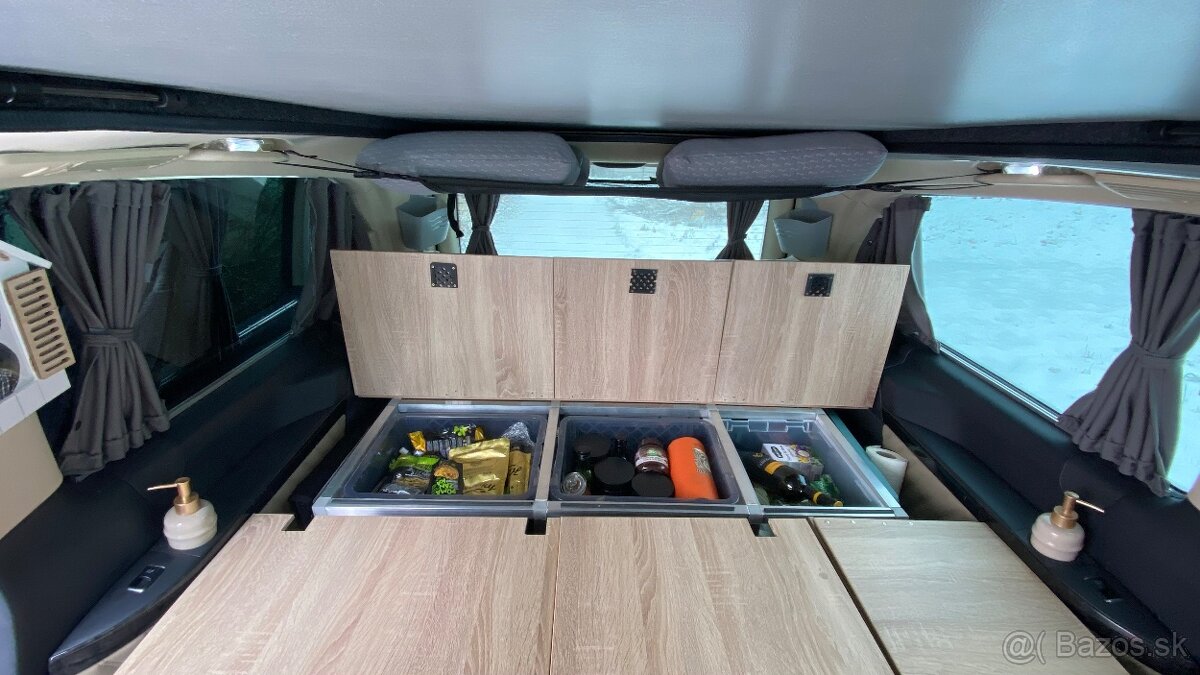 Mercedes Viano campervan - 8