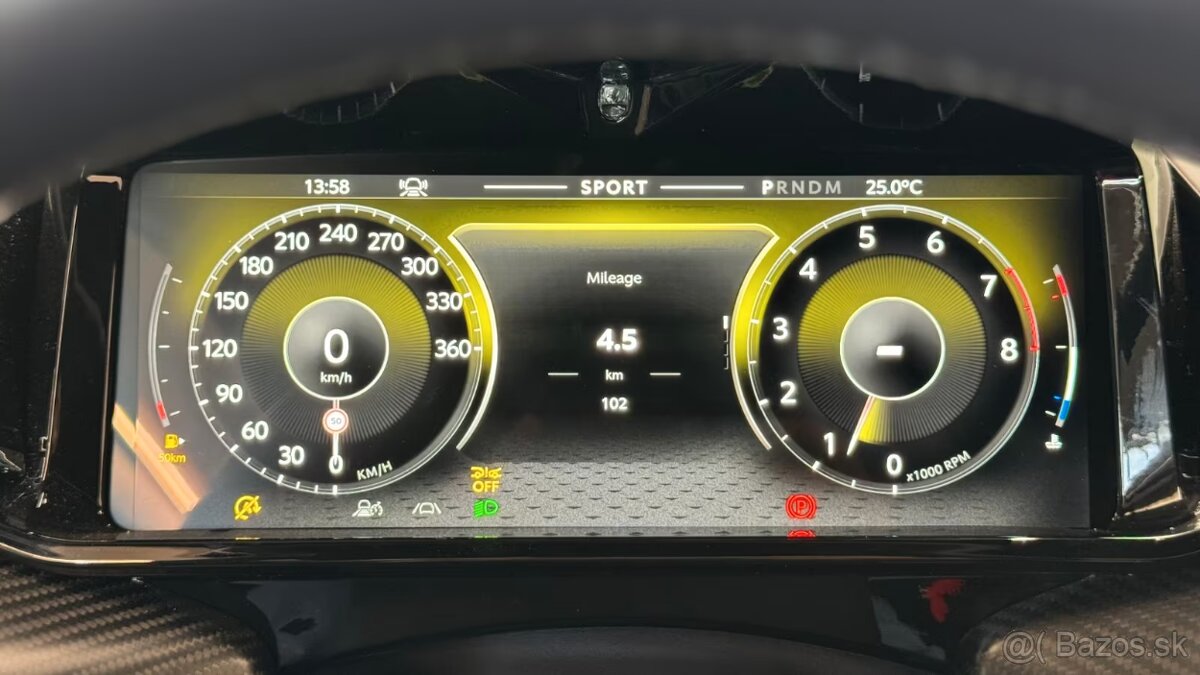 Aston Martin -V8 Vantage - Storm Purple - 8