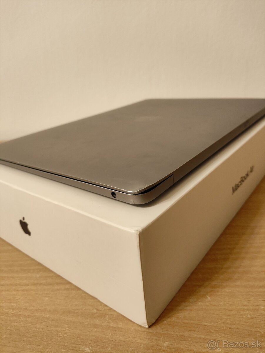 MacBook Air 2018 A1932 | i5 | 8 GB RAM | 128 GB SSD - 8