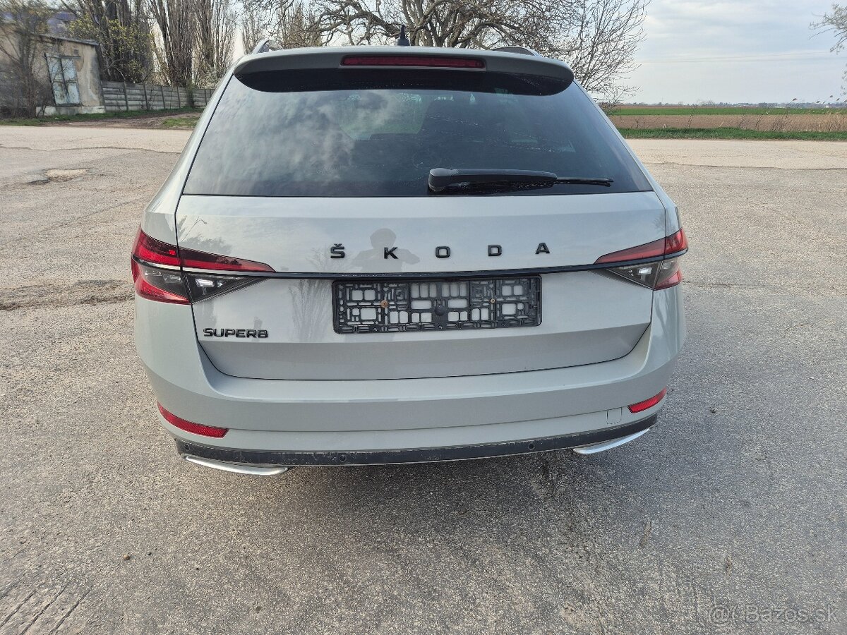 Predám Predám Škoda Superb Combi 3 Sportline Facelift 2.0tdi - 8