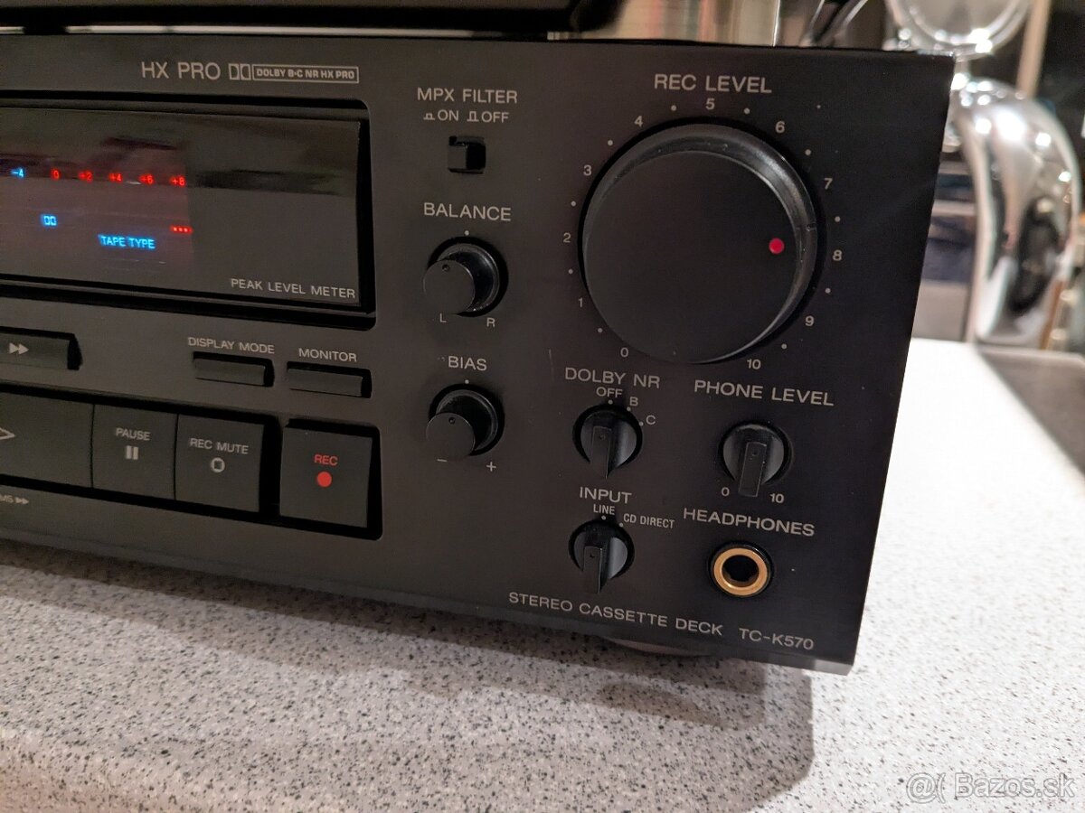 Sony, Akai - 8
