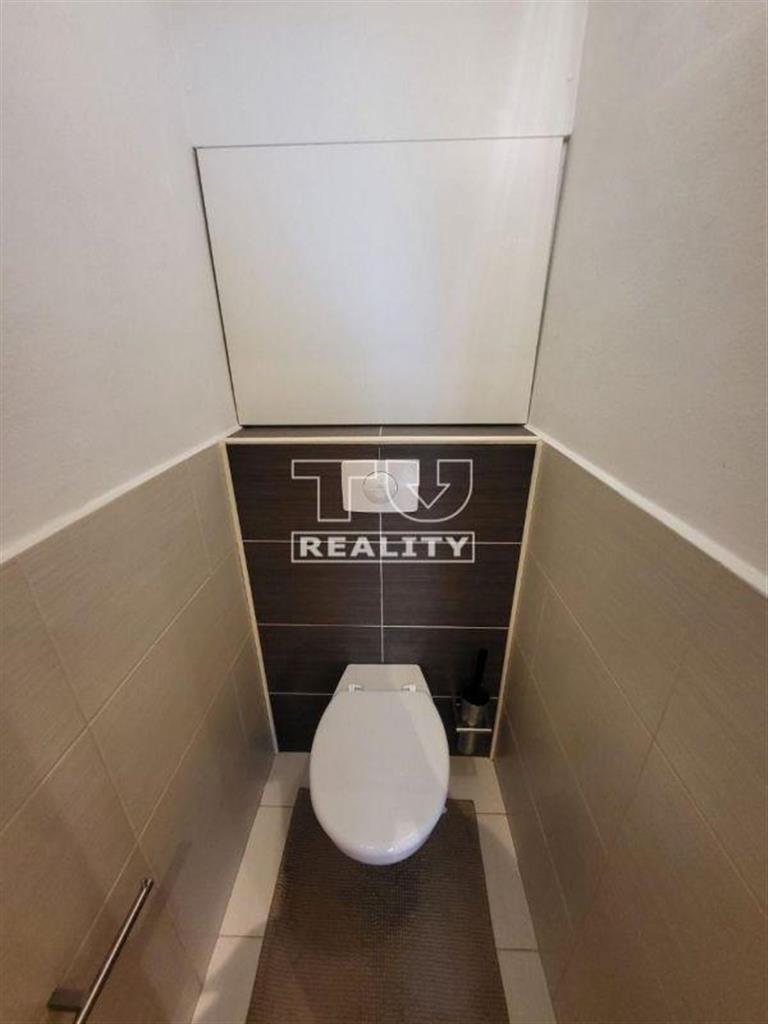 3 izbový priestranný byt s úžitkovou plochou 78 m2 po... - 8