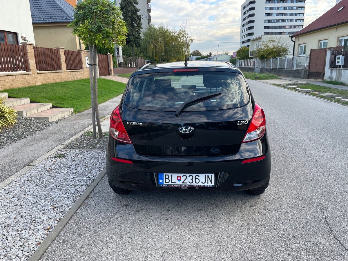 Hyundai i20 1.2 - 8