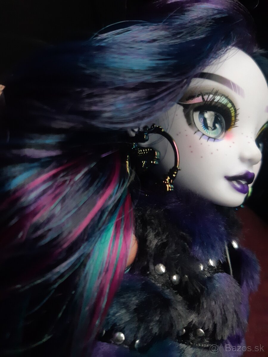 Top shadow rainbow high babika Naomi Storm zberatelska - 8