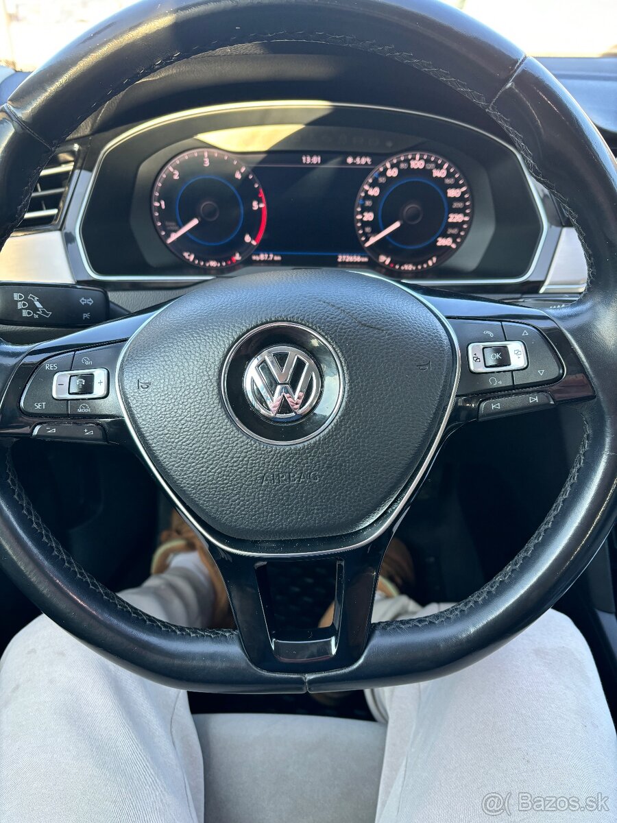 Wolkswagen passat b8 - 8