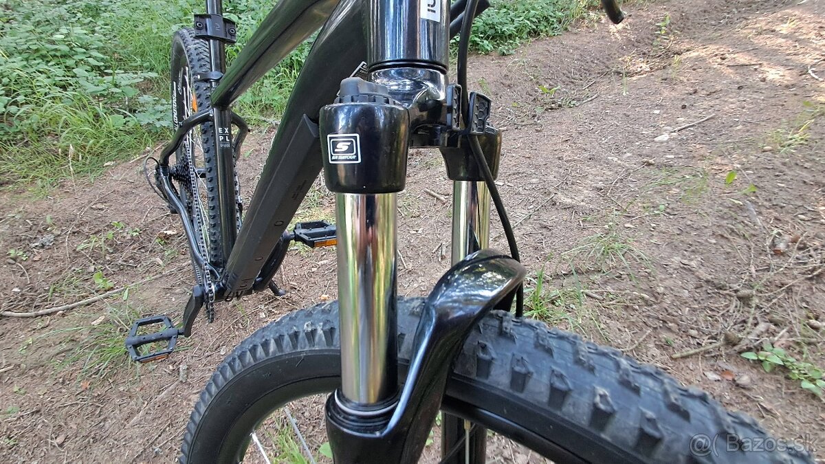 Rockrider explore 500 + stojan + blatníky + predný ráfik - 8