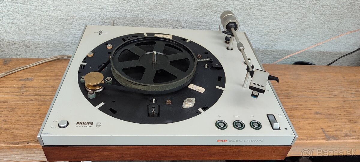 Gramofón Philips - 8