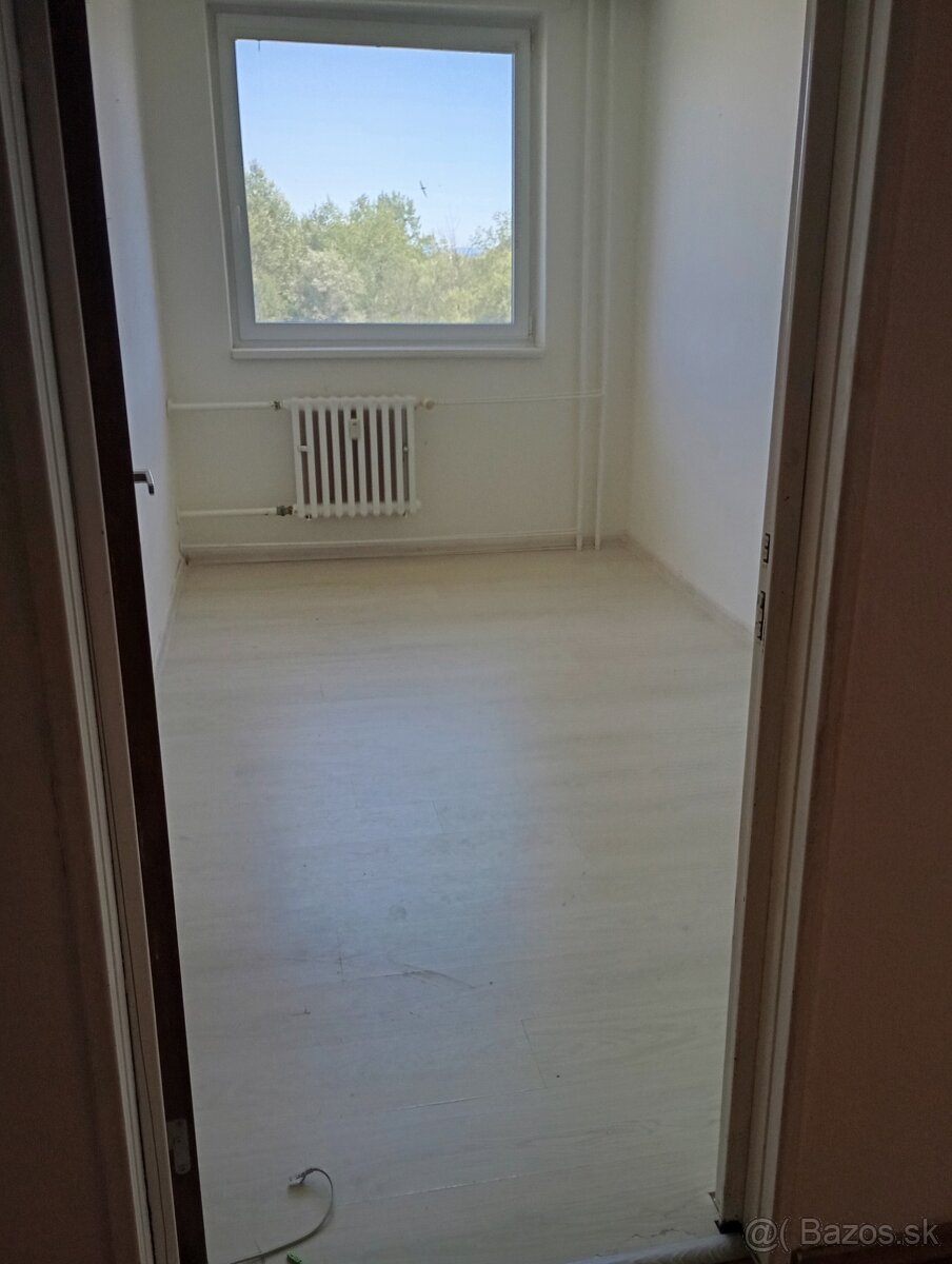 4.izb.byt humenne - 8