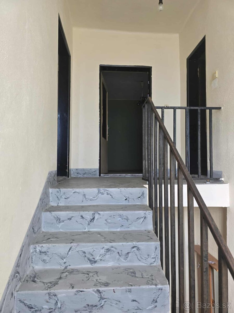 Rodinný dom v Kalnej nad Hronom - 8