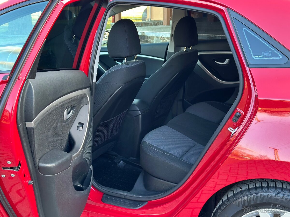 Hyundai i30 1.6 CRDI 139000km - 8