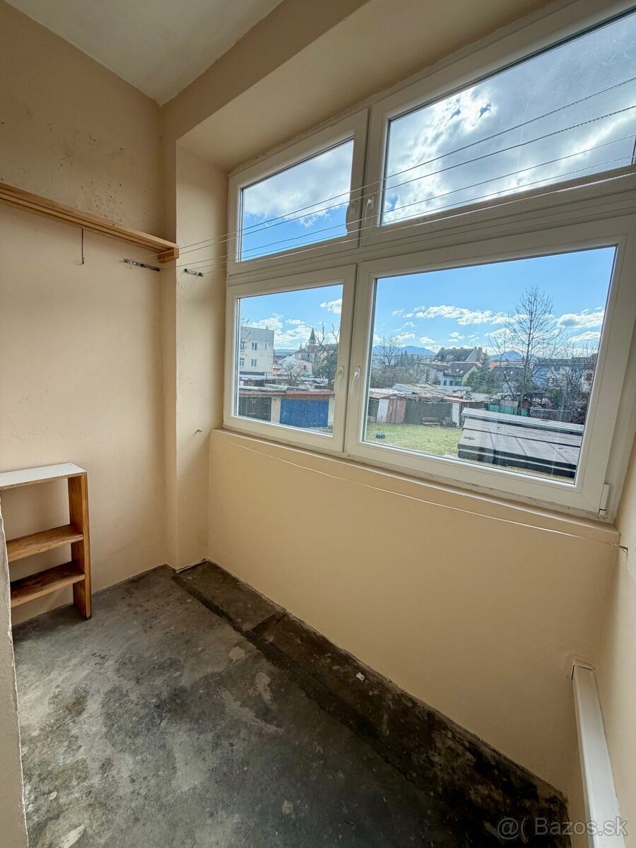 Priestranný 2 izbový byt , Považská - 8