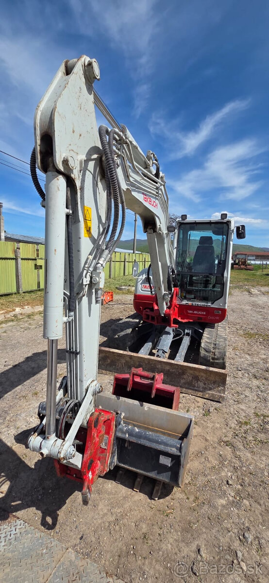 TAKEUCHI TB260 DIESEL + lyžice - 8