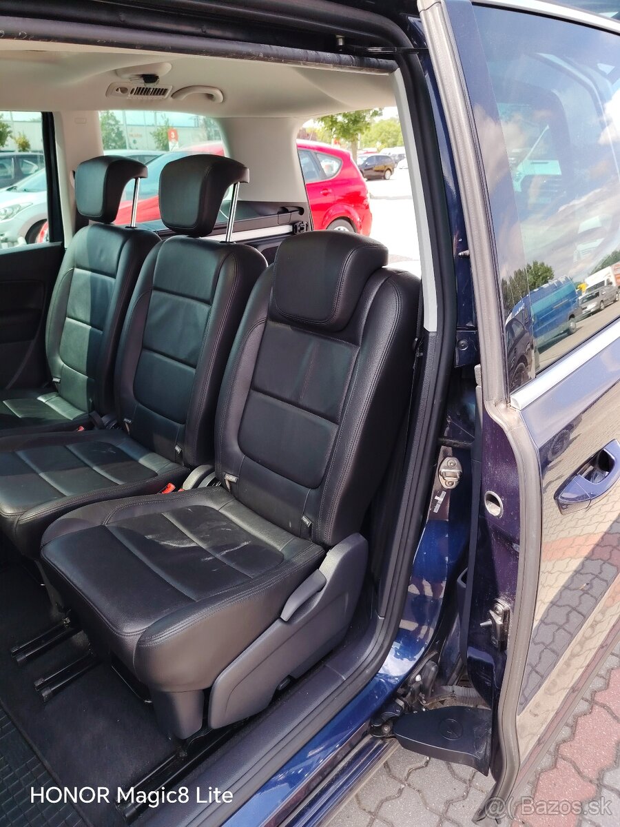 Predám VW Sharan 2015 vo veľmi dobrom stave. - 8