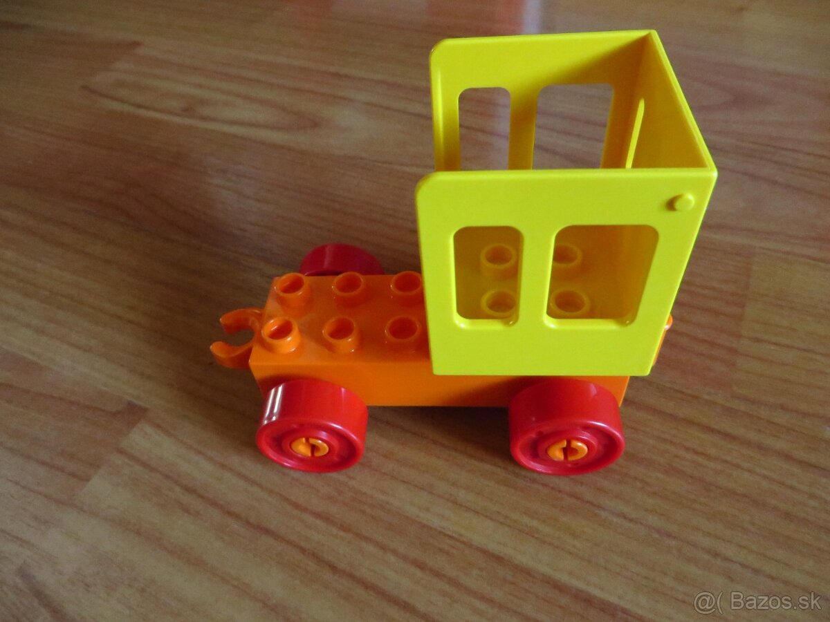 LEGO DUPLO - Nákladné auto, 5x podvozok, postavičky - 8