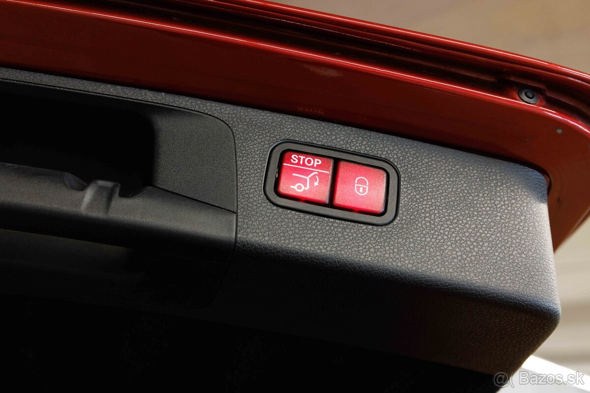 Mercedes-Benz E 220d AMG Line - 8