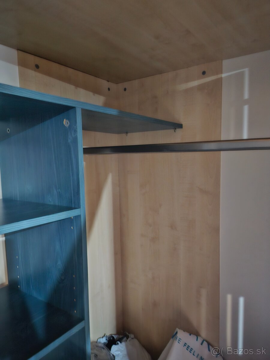 Rohová skriňa - 8