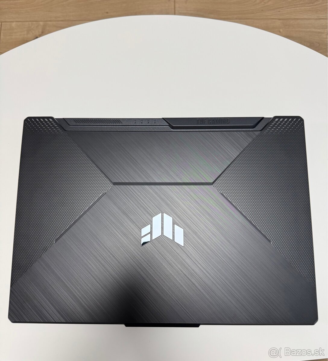 ASUS TUF Gaming F15 - 8