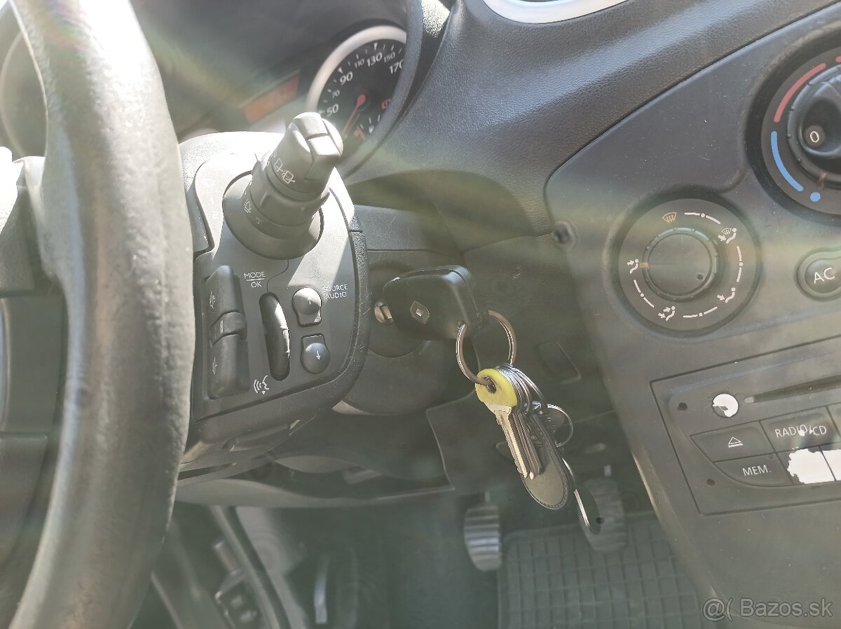 Renault Clio 3 grandtour 1.2i + LPG - 8