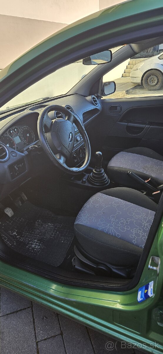 Ford Fiesta 2008 1.4 diesel Klíma - 8