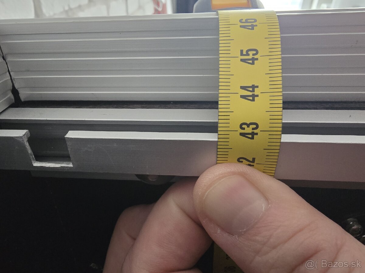 Predám 19" Rack 8U Pro Double Door Profi - 8