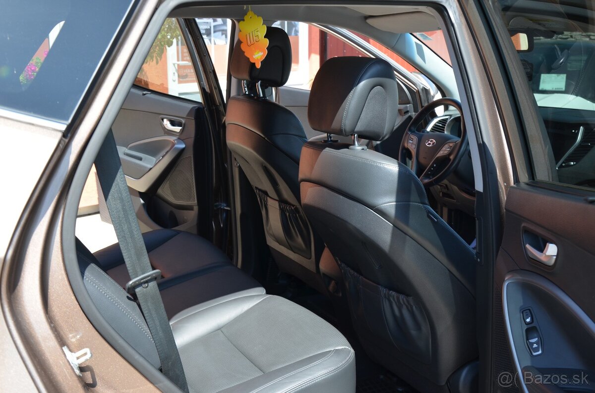 Hyundai Santa Fe 2,2 CRDi PREMIUM 4x4 AT6 145KW - 8