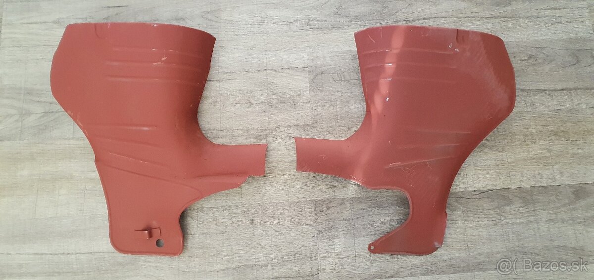 Jawa 50 pionýr 550, 555 prsíčka, dvířka, podsedláky, víčko - 8