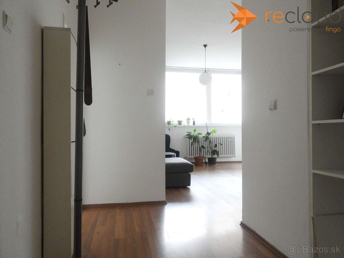 Prenájom 4-i. bytu v centre, s terasou, možnosť parkovať vo - 8