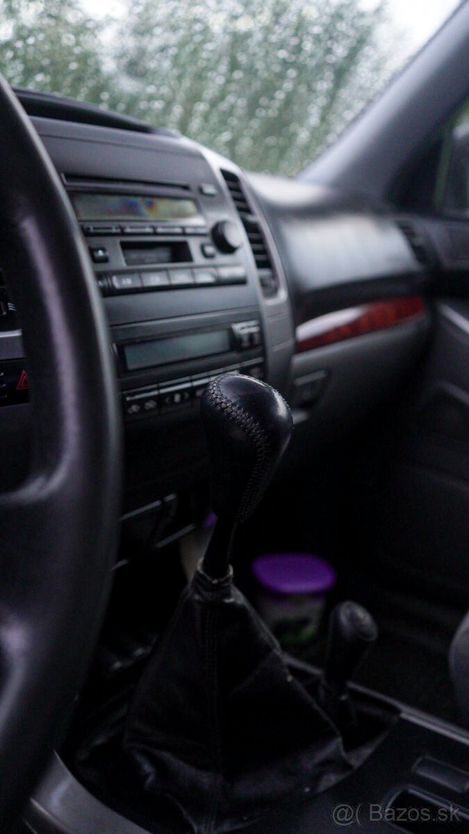 Toyota Land Cruiser J120 Prado - 8